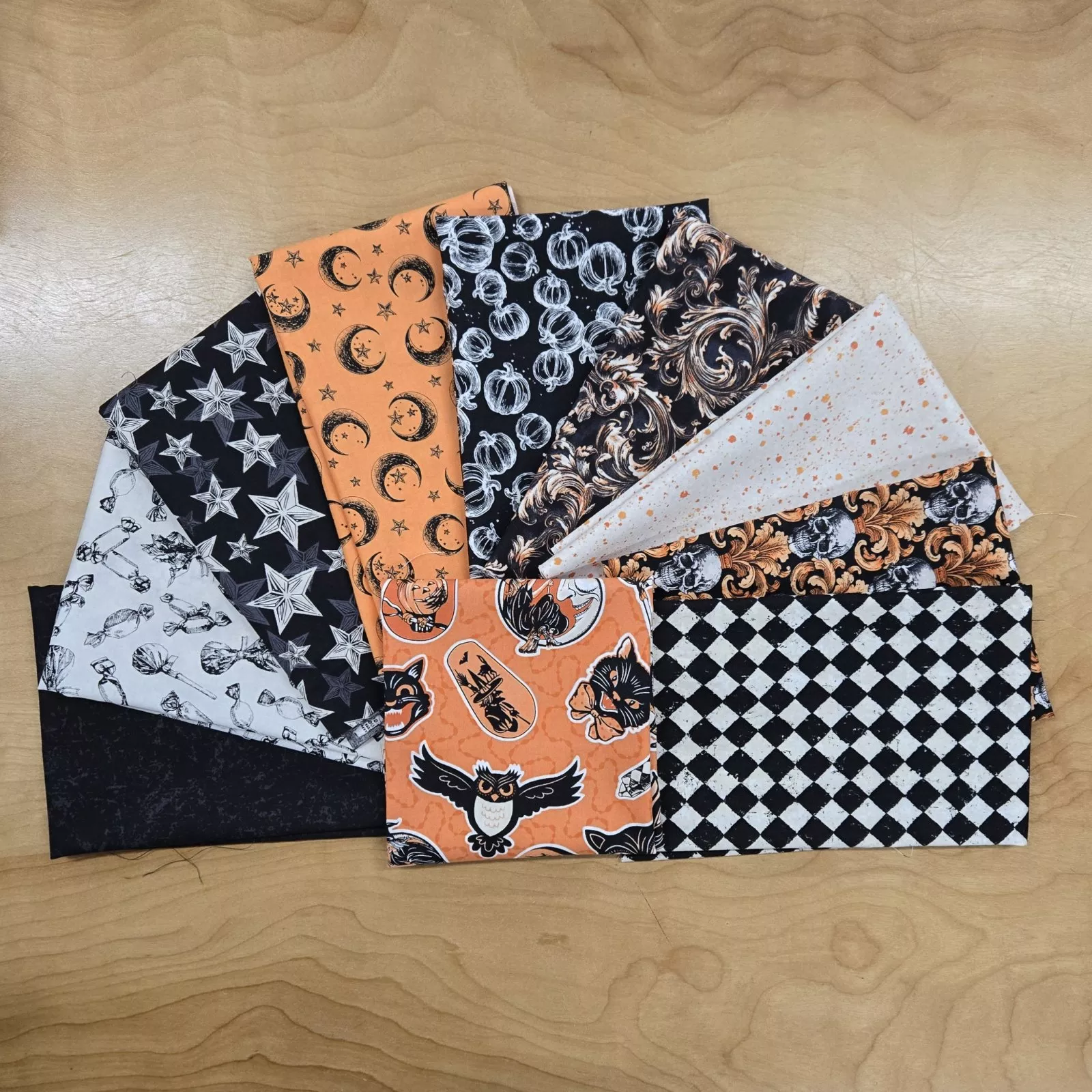10 FQs Haunted Hollow by Patrick Loose for Northcott Fabrics
