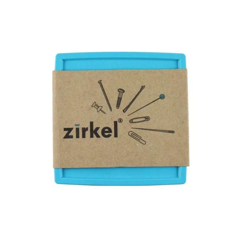Zirkel Magnetic Pincushion, Turquoise